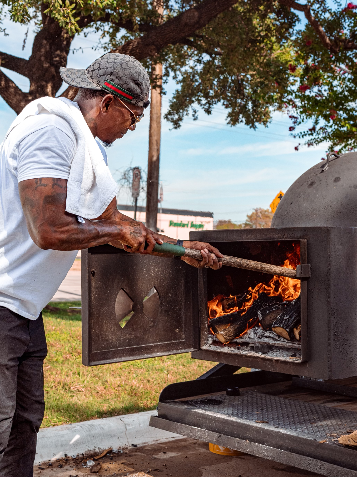 Les BBQ Catering
